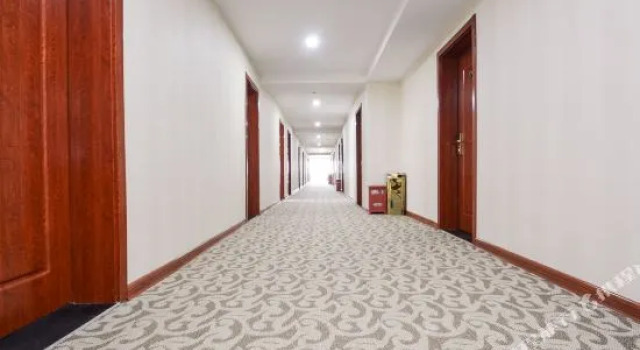 Nanji Hotel (Nanjing Presidential Palace Floating Bridge Subway Station), Prenota Hotel Nanchino Jiangsu