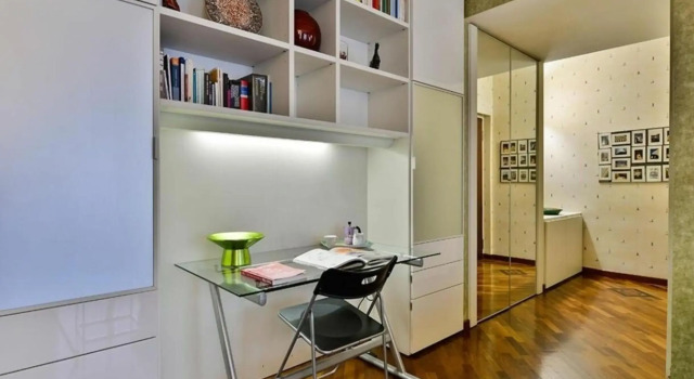 Carlo Poma - Lovely flat with amazing view, close to Duomo, Забронировать Отель Милан Ломбардия, рядом с Комплекс зданий Ротонда-делла-Безана
