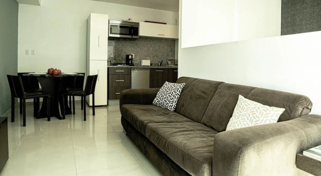 Апартаменты Luxury Tiny Apartment with Rooftop pool y GYM