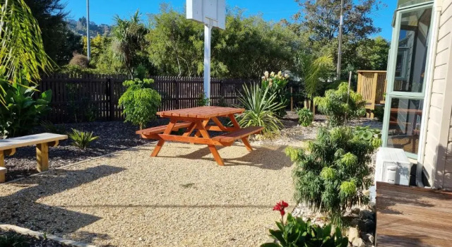 Апартаменты Superior Tāhuna Beach Holiday Park