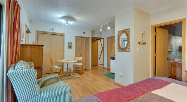 Коттедж Expansive Angel Fire Home w/ Indoor Hot Tub!