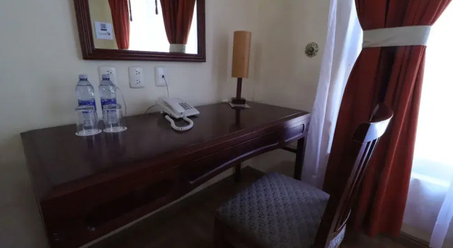 Четырёхместный номер Standard с балконом Hotel Casa Real Tehuacan