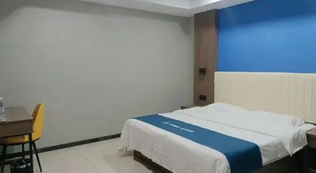 Люкс Home Inn Huayi Selected Hotel (Shenyang Liaozhong District Zhongxin Street Branch)