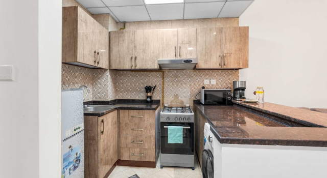 Студия Stayshort - Chic Studio Apartment in JVC Sleeps 4