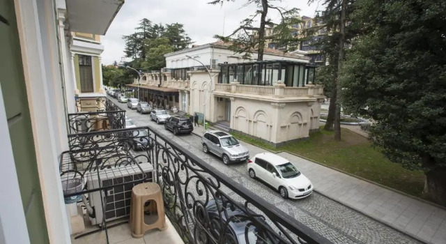 Marjanishvili St. 14, Book Hotel Batumi 