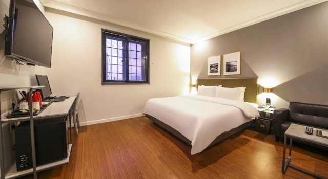Standard dublă cameră Gupo Brown-Dot Hotel