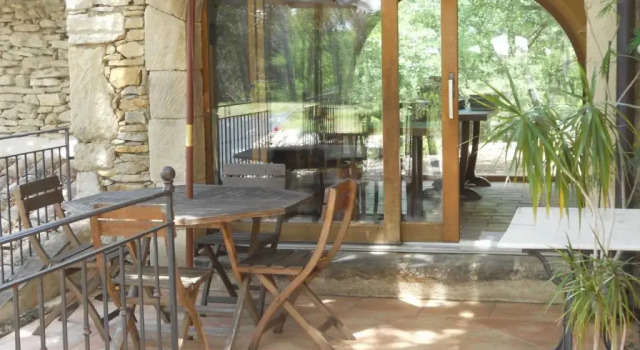 Le Mas De La Pinede, Rezervasyon Otel Faucon Vaucluse