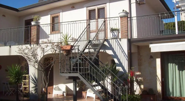 Villa House 23
