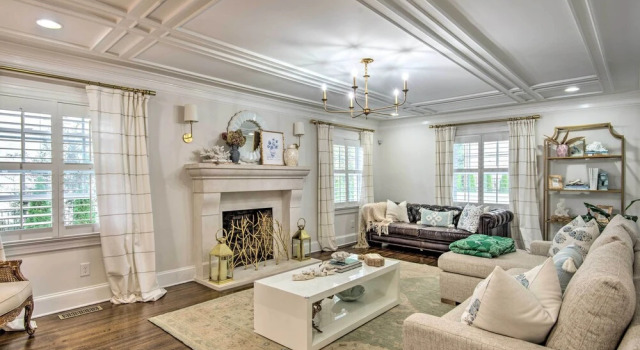 Stunning Charlotte Home: Private Pool!, Забронировать Дом для отпуска Коттеджи Шарлотте, Коттедж