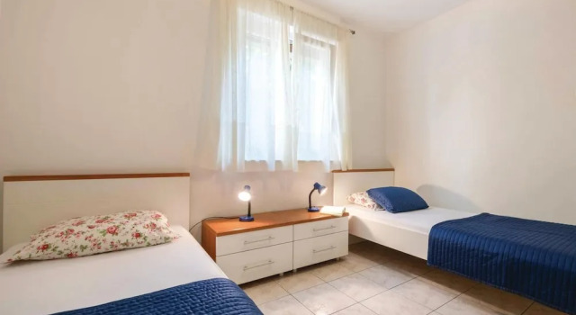 Nice Home in Pula with WiFi, 2 Bedrooms & Hot Tub, Reserva ahora Hotel Hoteles en Pula con aparcamiento, Aparcamiento