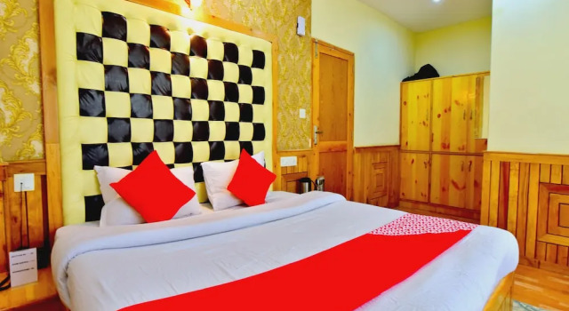 Oyo 36558 Hotel Raxit Inn