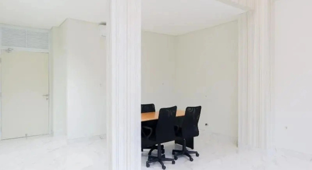 OYO Life 1830 Mandala Residence, Prenota Hotel Hotel economici a Jakarta Province