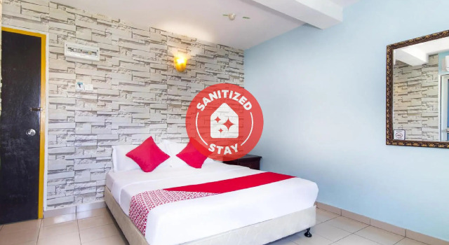 Номер Deluxe OYO 252 Lotus Hotel