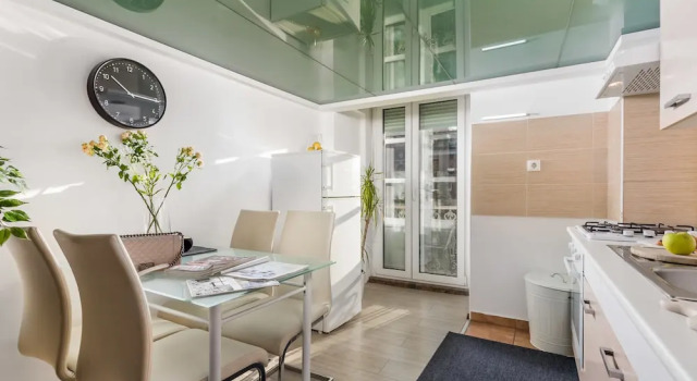 Студия с балконом и с видом на море Molo Longo apartments