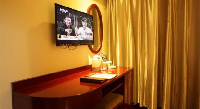 Одноместный номер Standard GreenTree Inn Suzhou Taiping Town High-speed North Station Express Hotel