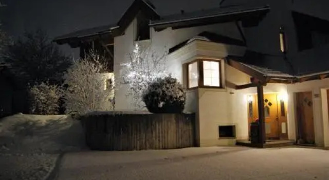 Haus Salzmann, Rezerwuj Hotel Hotele w Pfunds z parkingiem, Parking