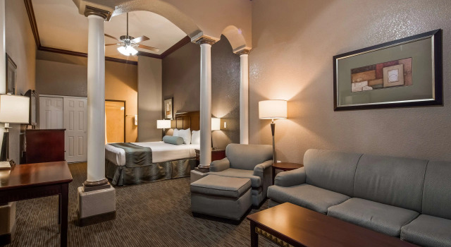 Двухместный люкс Best Western Plus Main Street Inn