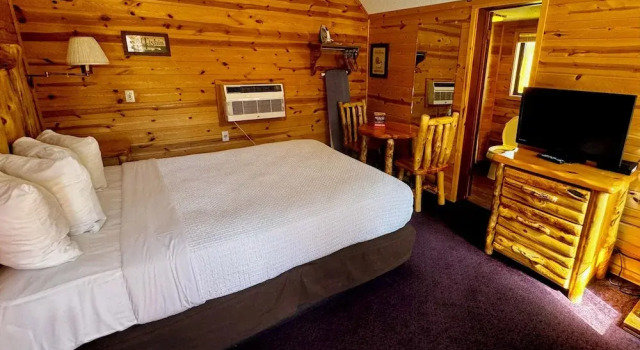 Одноместный номер Standard Cabins of Mackinac & Lodge