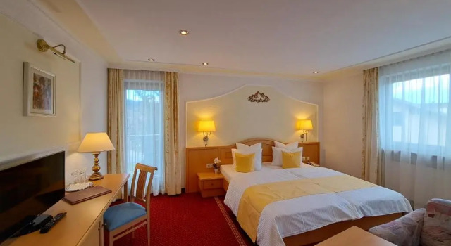 Двухместный номер Standard с балконом Schedlers Löwenhotel-GARNI