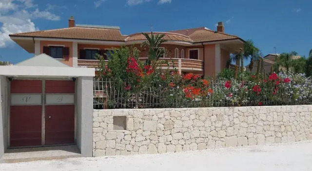Villa Giulia, Book Villa Hotels in Sicily with a Pool, Swimming Pool
