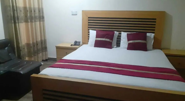 Hotel Pak Inn Gulberg, Réserver Hôtel Gulberg Lahore, près de Gaddafi Stadium