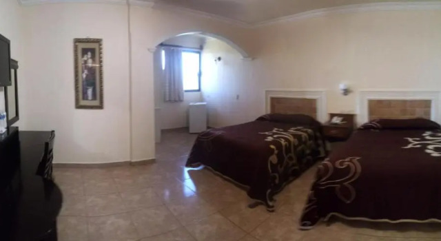 Четырёхместный номер Standard Hotel Oasis