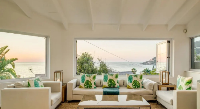 Bungalow on 4th, Забронировать Отель Отели Cape Peninsula с парковкой, Парковка