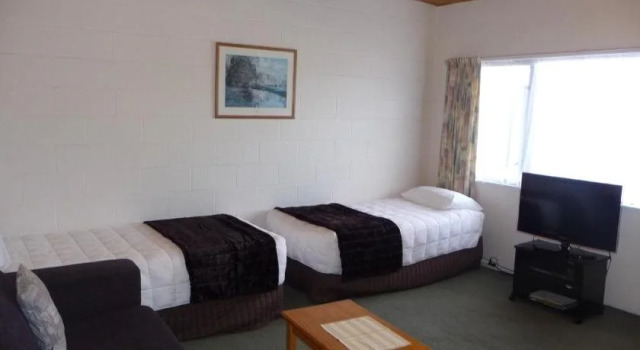 Coachman's Lodge Motel, Rezerwuj Motel Hotele w Auckland Region z parkingiem, Parking