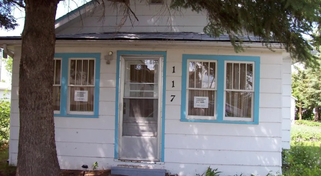 Holiday Cottage, Book Vacation Home Villas in Canora, Villa