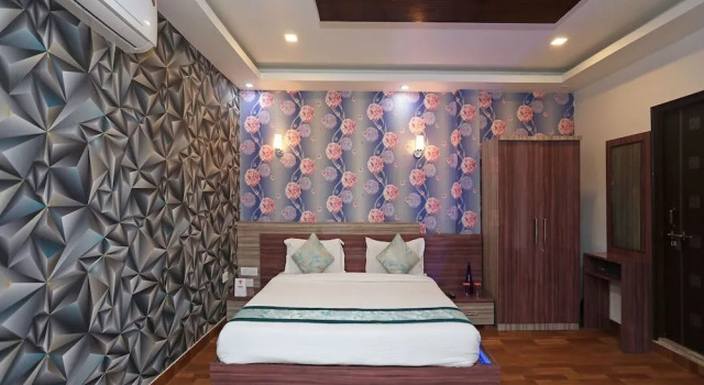 OYO 7218 Shivansh Residency