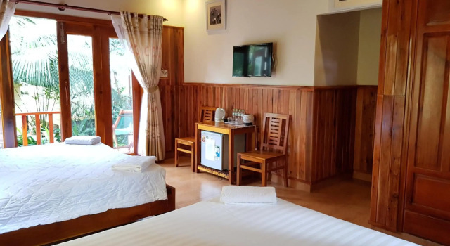 Free Beach Resort