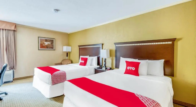 Четырёхместный номер Premium Quality Inn & Suites Nacogdoches