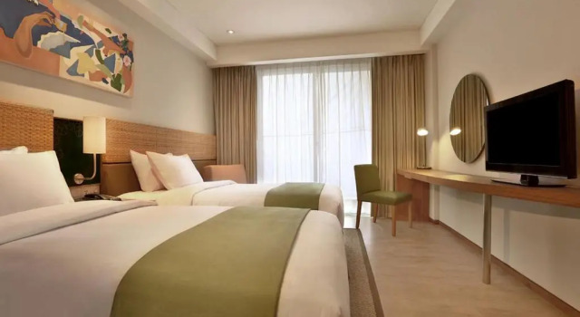 Двухместный номер Deluxe с балконом Diamond Hotel Kuta Bali