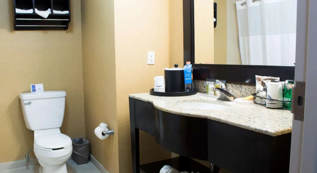 Четырёхместный номер Standard Hampton Inn by Hilton Ciudad Victoria