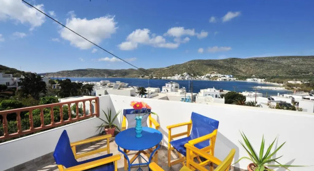 Четырёхместный номер Standard с видом на море Pension Sofia Amorgos-Katapola