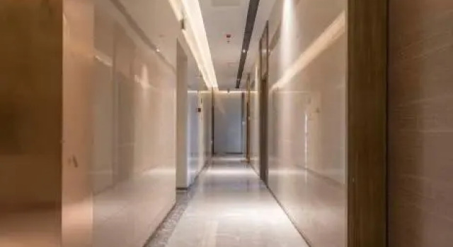 Xin Jin Chuan Hotel, Rezerwuj Hotel Hotele w Shenzhen z parkingiem, Parking
