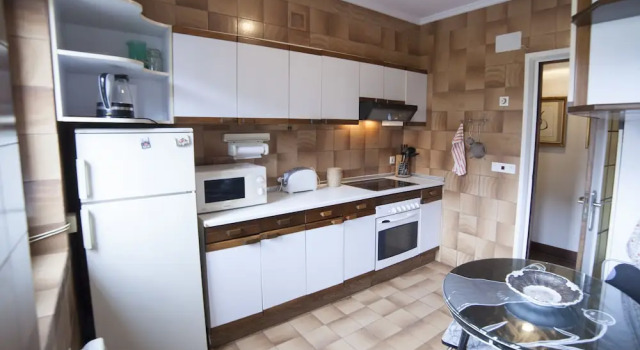 SanSebastianFlats - Zubiaurre, Book Apartment Donostia-San Sebastián 
