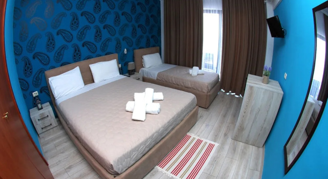 Трёхместный номер Standard с балконом и с видом на горы Hotel Ocean