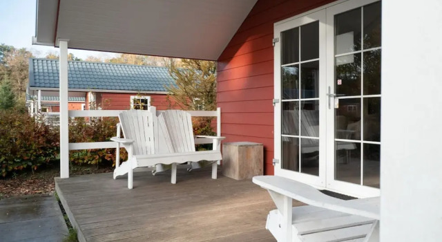 Шале Comfortable Chalet Near Park De Veluwe