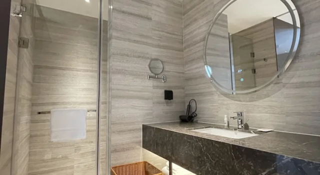 Двухместный номер Deluxe White Swan VYV Hotel