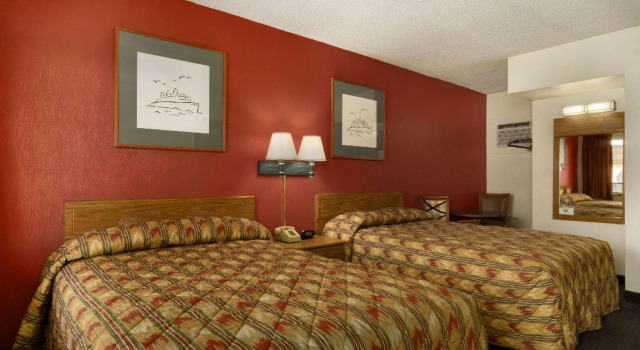 Четырёхместный номер Standard The Overland Hotel Downtown Flagstaff NAU Conference Center