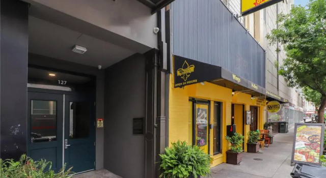 Roami at Bourbon Place, Забронировать Отель Отели Нового Орлеана 4 звезды, рядом с Armstrong Park, 4*