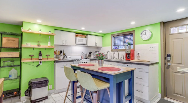 Апартаменты Centrally Located Philadelphia Townhome w/ Patio!