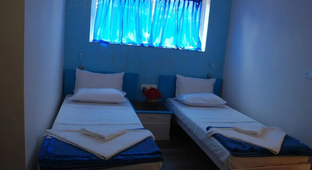 Church view homestay, Забронировать Отель Отели штата Кералы с парковкой, Парковка