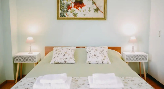 Двухместные апартаменты с балконом и с видом на город Best House Rooftop Apt Marina Zeas