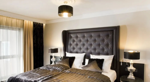 Люкс с красивым видом из окна DER HEIDEHOF Conference & SPA Resort
