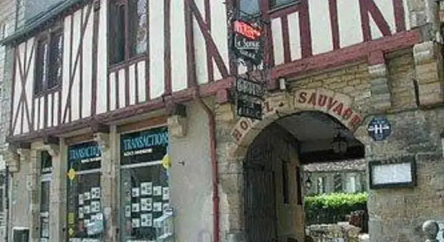 Hostellerie du Sauvage, Rezervovat Hotel Dijon Centre Ville 