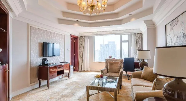 Двухместный люкс Executive Shangri-La Wuhan