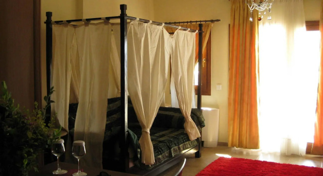 Akritas Ef Zin Villas & Suites
