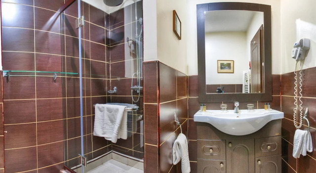 Люкс Royal с балконом Grand Hotel Sofianu & SPA